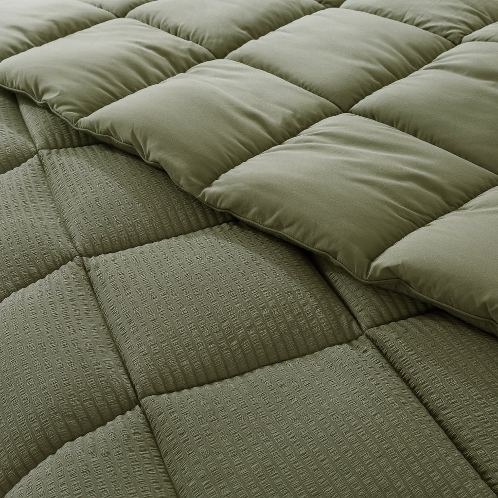 All-Season Down Alternative Comforter