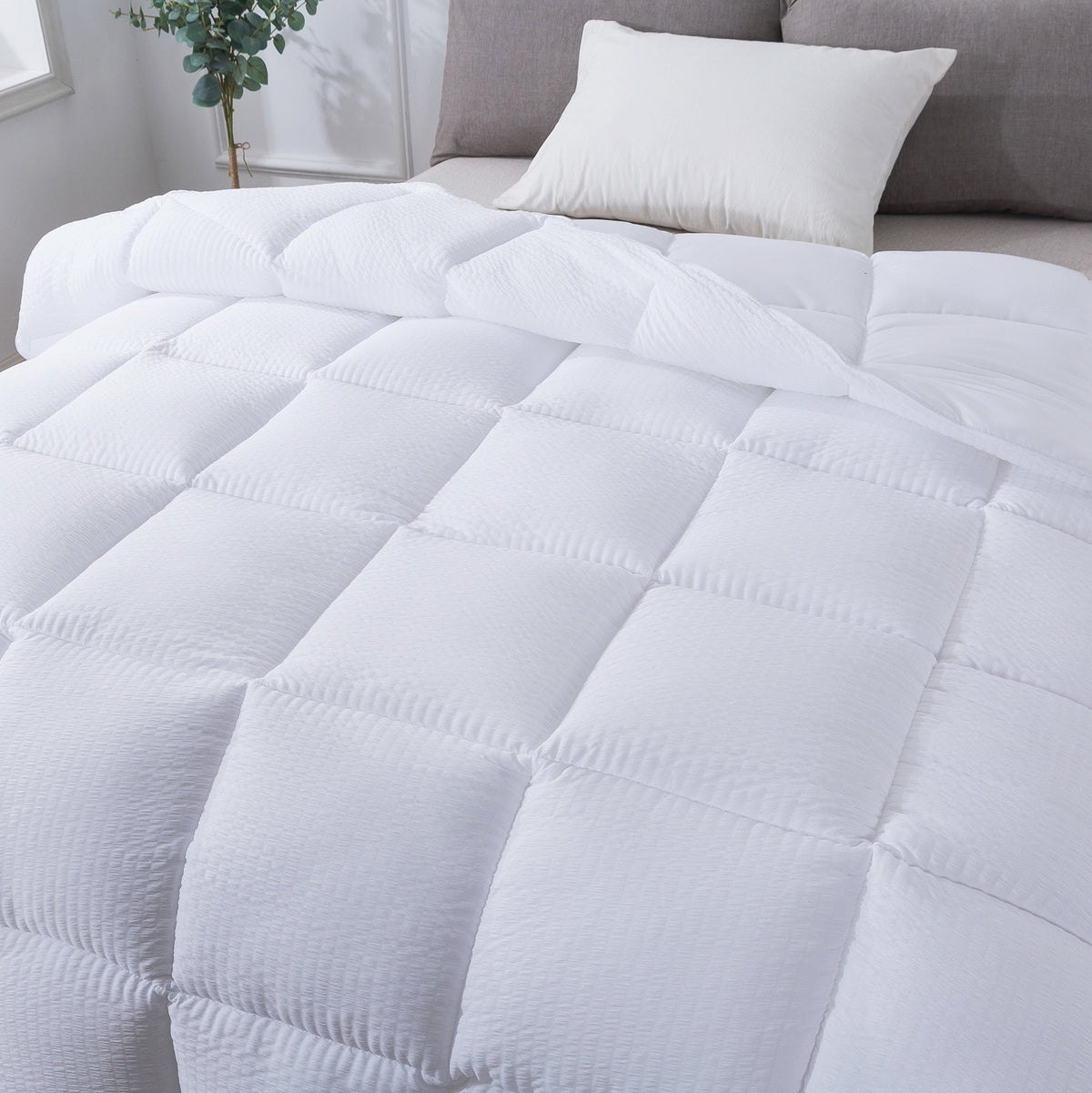 All-Season Down Alternative Comforter